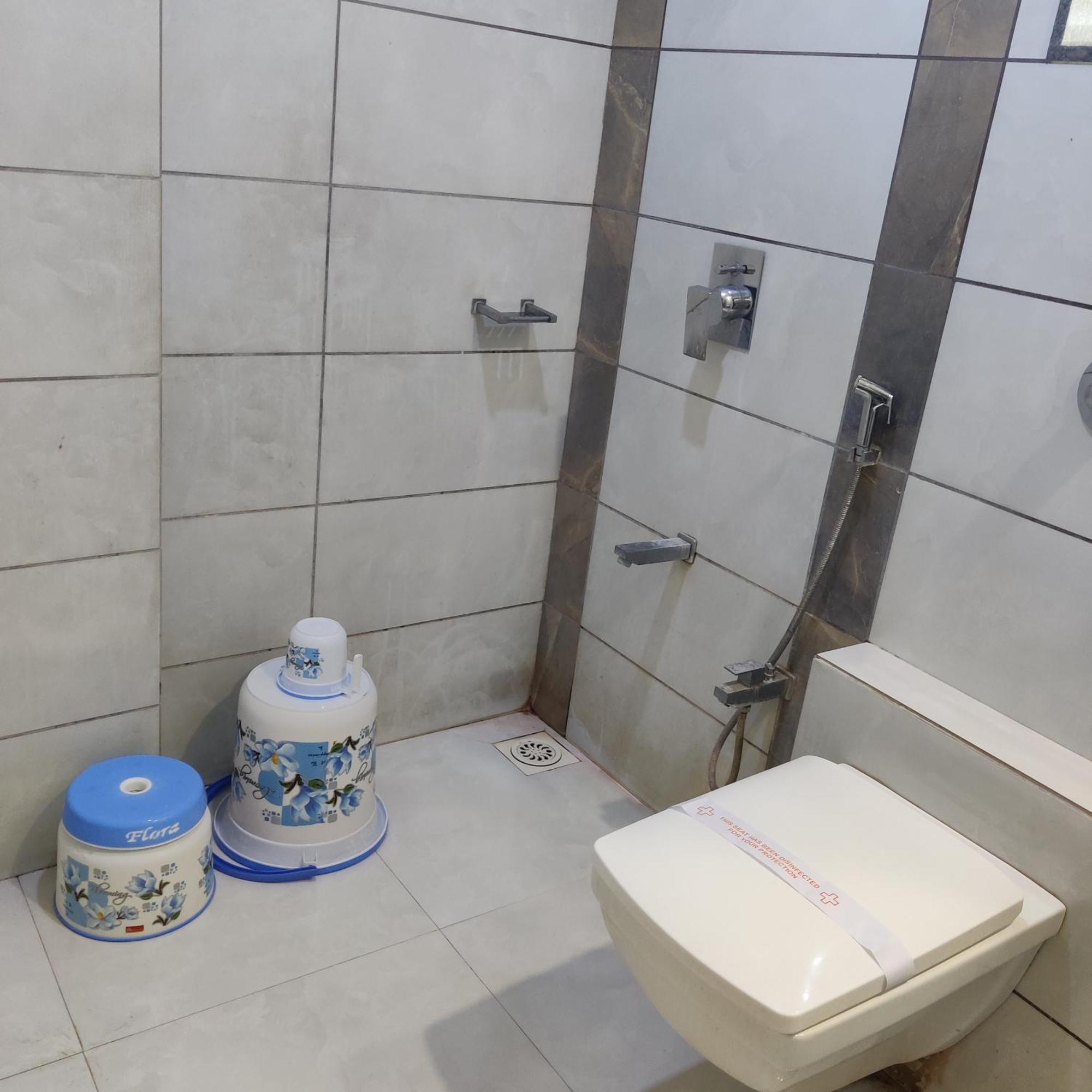 Hotel Palliate Ahmedabad Extérieur photo