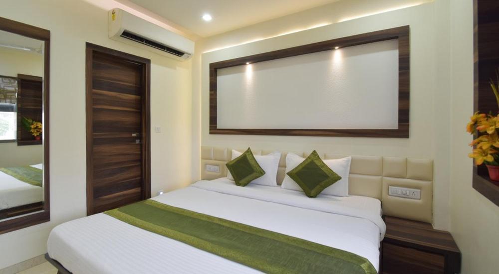 Hotel Palliate Ahmedabad Extérieur photo
