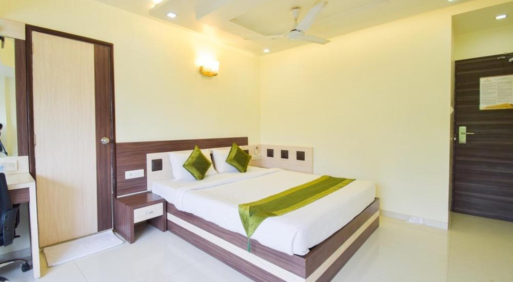 Hotel Palliate Ahmedabad Extérieur photo