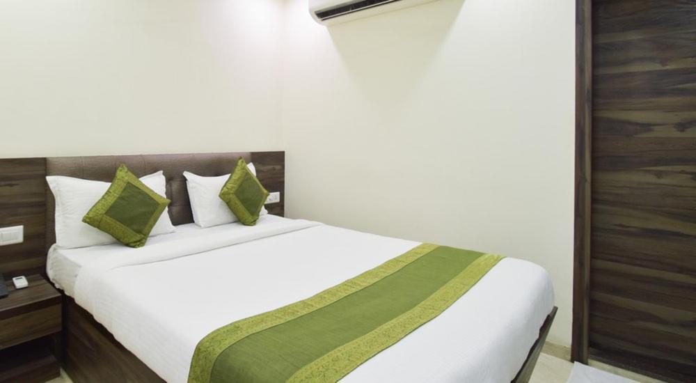 Hotel Palliate Ahmedabad Extérieur photo