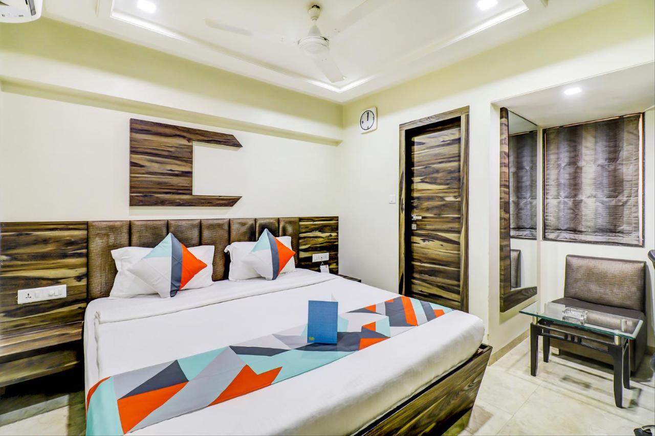 Hotel Palliate Ahmedabad Extérieur photo
