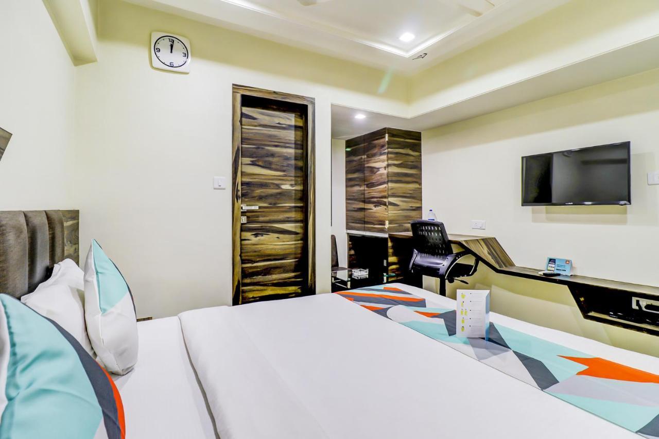 Hotel Palliate Ahmedabad Extérieur photo