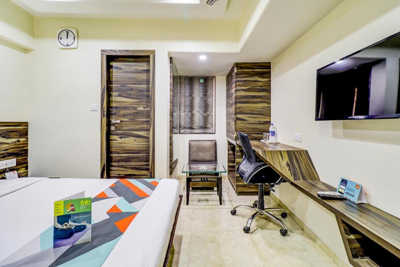 Hotel Palliate Ahmedabad Extérieur photo