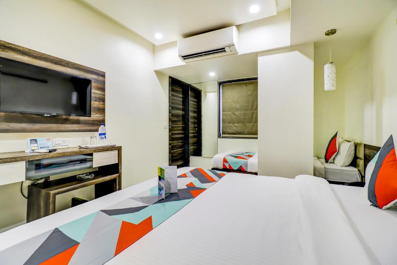 Hotel Palliate Ahmedabad Extérieur photo